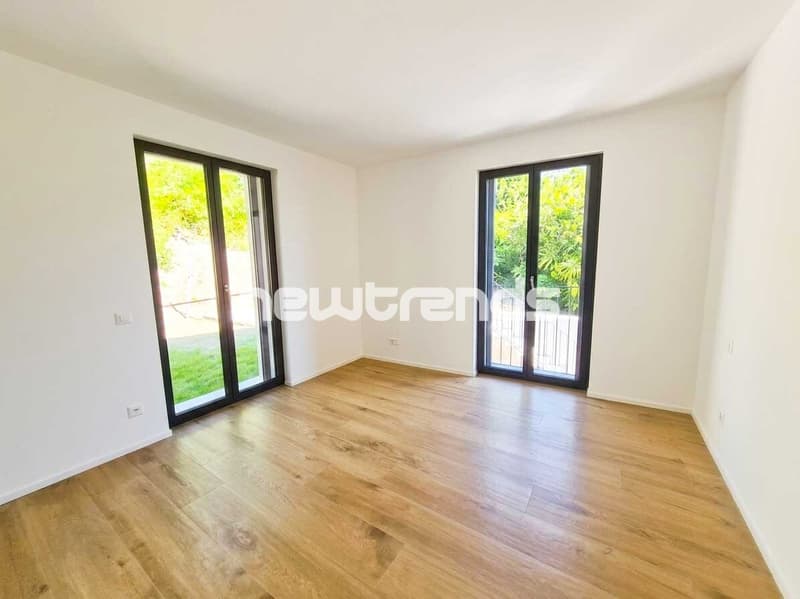 Pura-Caslano: affittasi nuovo 2.5 locali con giardino e patio (2)