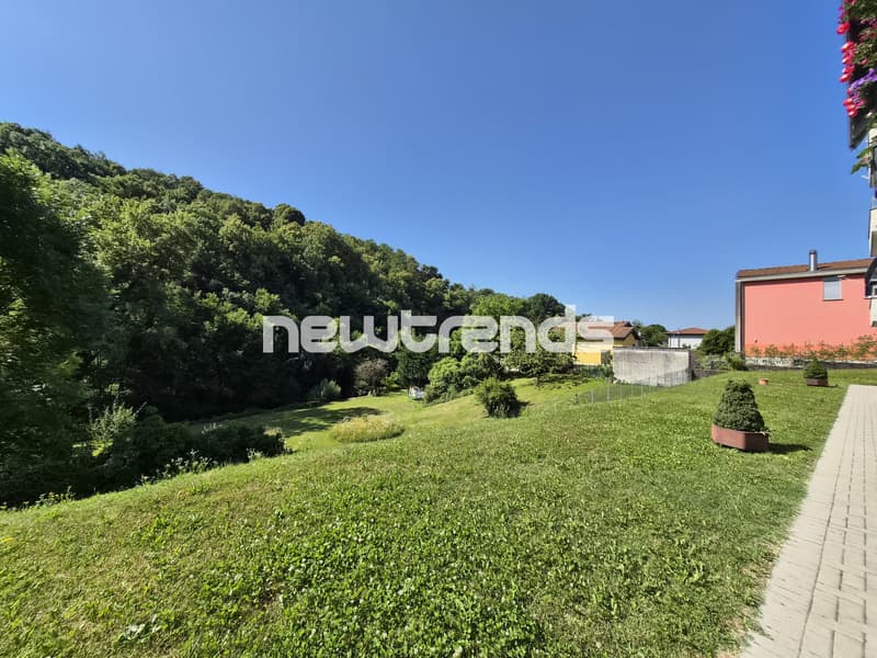 AFFITTASI 3.5 LOCALI CON TERRAZZINO E VISTA APERTA SUL VERDE (3)