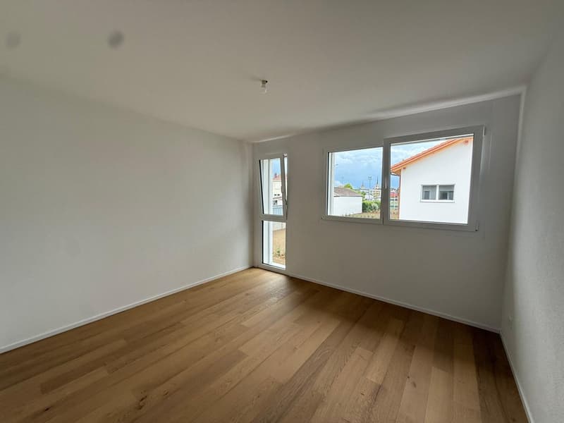 A 20 MINUTE D'YVERDON-LES-BAIN! PLUS QUE 2 VILLAS DISPONIBLES! (6)