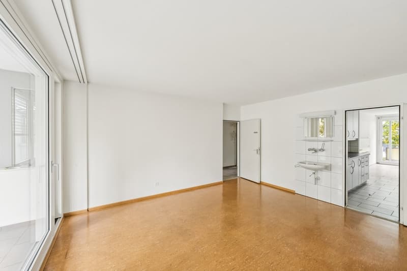 Behandlungszimmer 1 m. Wintergarten