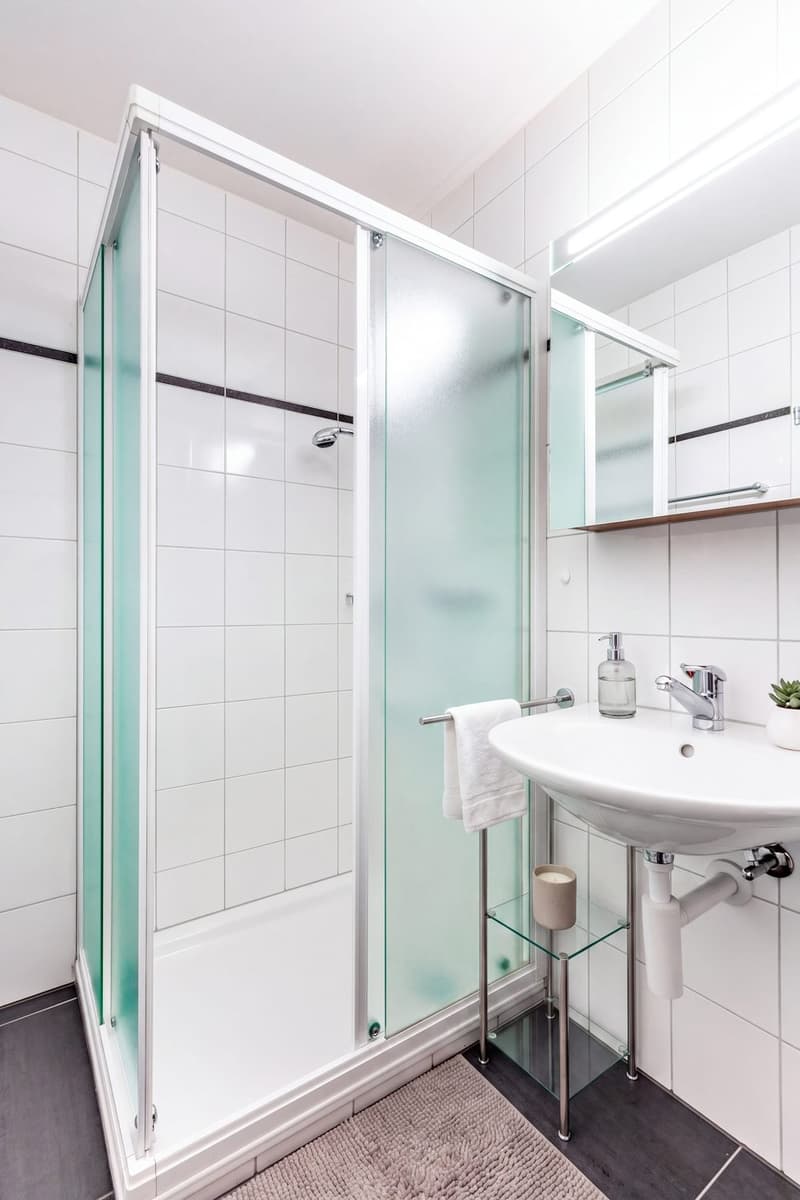 Bad mit Dusche