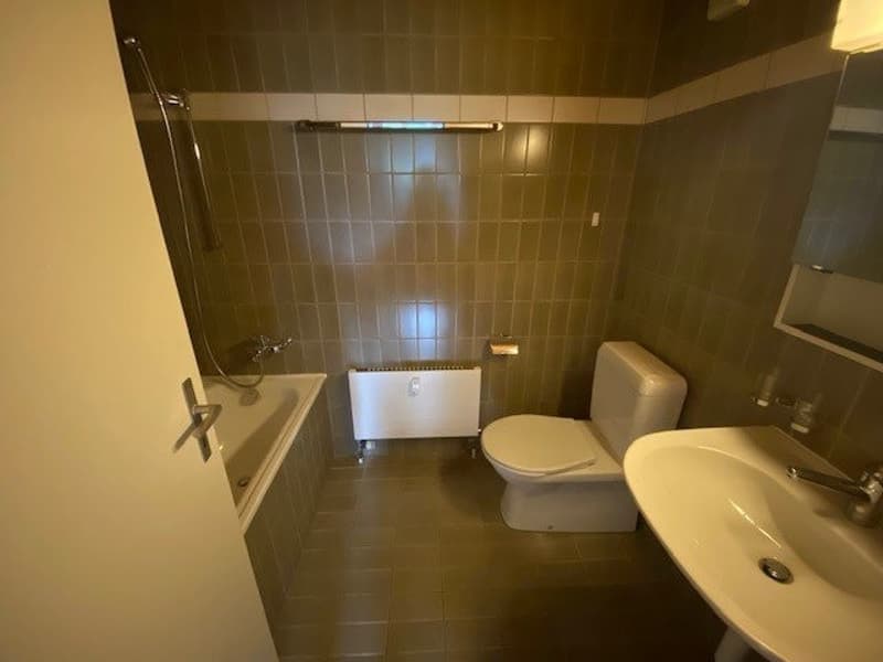 Badezimmer mit Badewanne