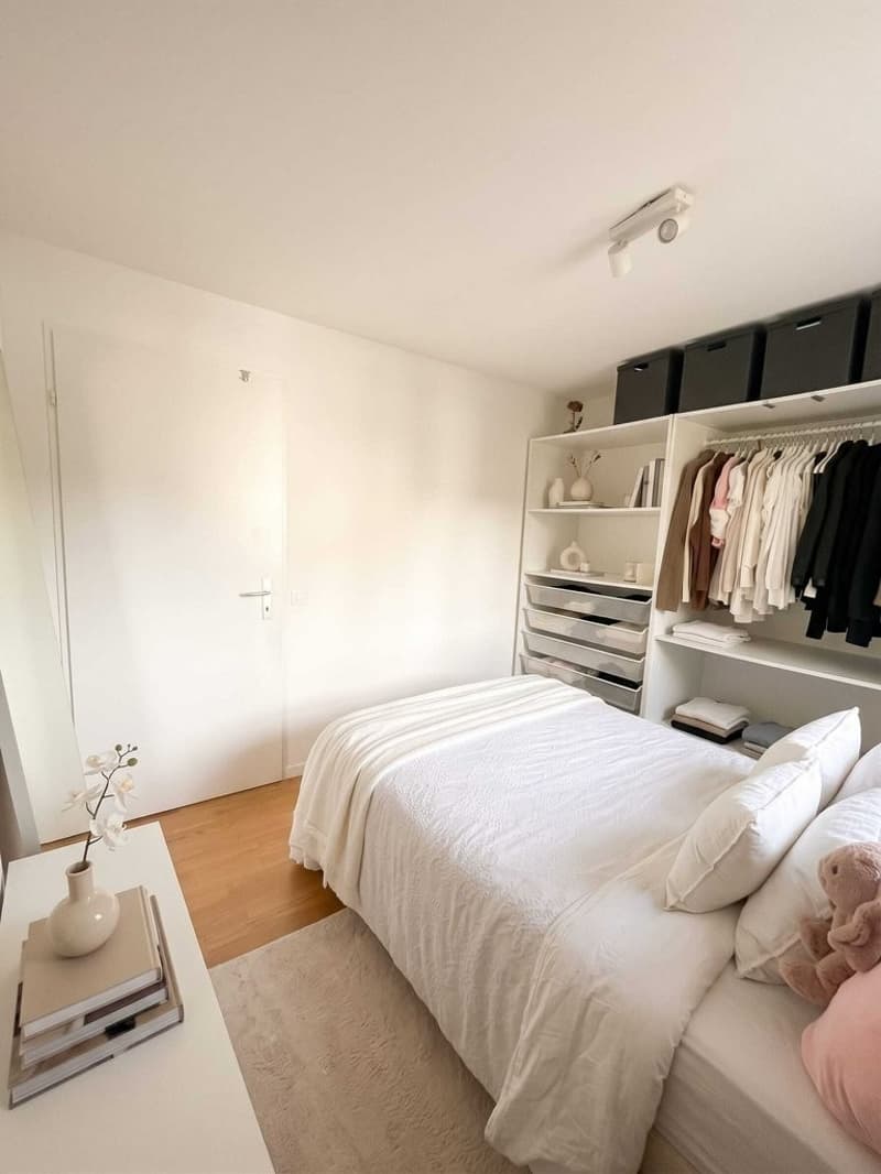 Zimmer_aufgeraeumt.jpg