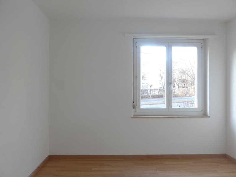 Praktische 4-Zimmerwohnung in gepflegter Überbauung (9)