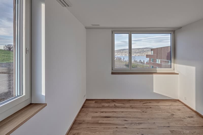 Moderne, ruhiggelegene 3.5-Zimmerwohnung mit Loggia-Sitzplatz (5)