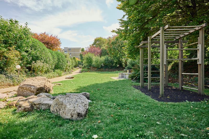 Geräumige 5.5-Zimmer-Gartenwohnung (11)