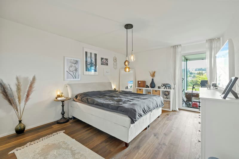 Moderne 3.5-Zimmer-Gartenwohnung an bester Lage mit Sicht ins Grüne (7)
