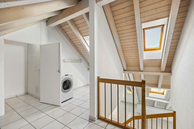 Wohnen mit Weitblick - grosszügige 5.5-Zimmer-Maisonettewohnung mit Charme (9)
