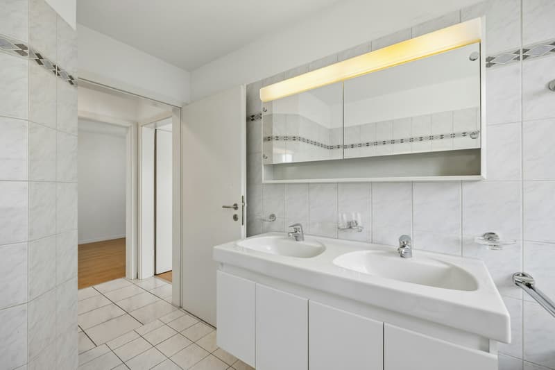 Wohnen mit Weitblick - attraktive 4.5-Zimmer-Wohnung (10)