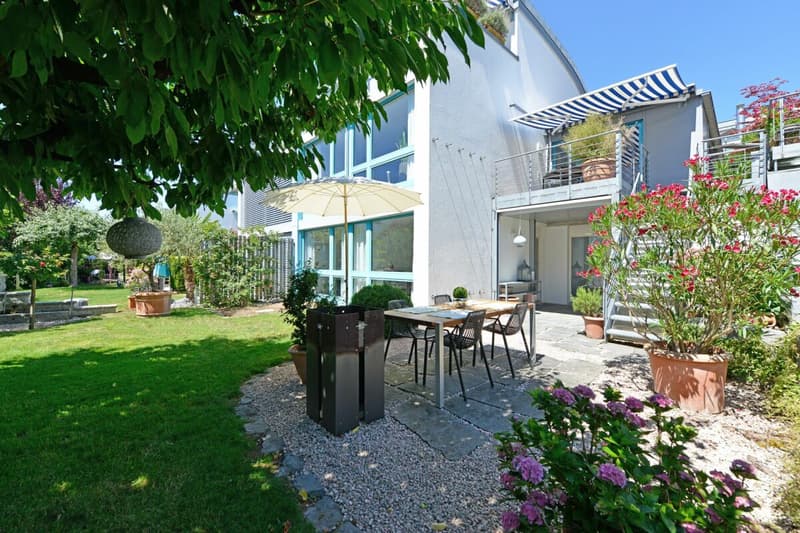 Wohnen mit Weitblick - Doppeleinfamilienhaus mit idyllischem Garten (6)