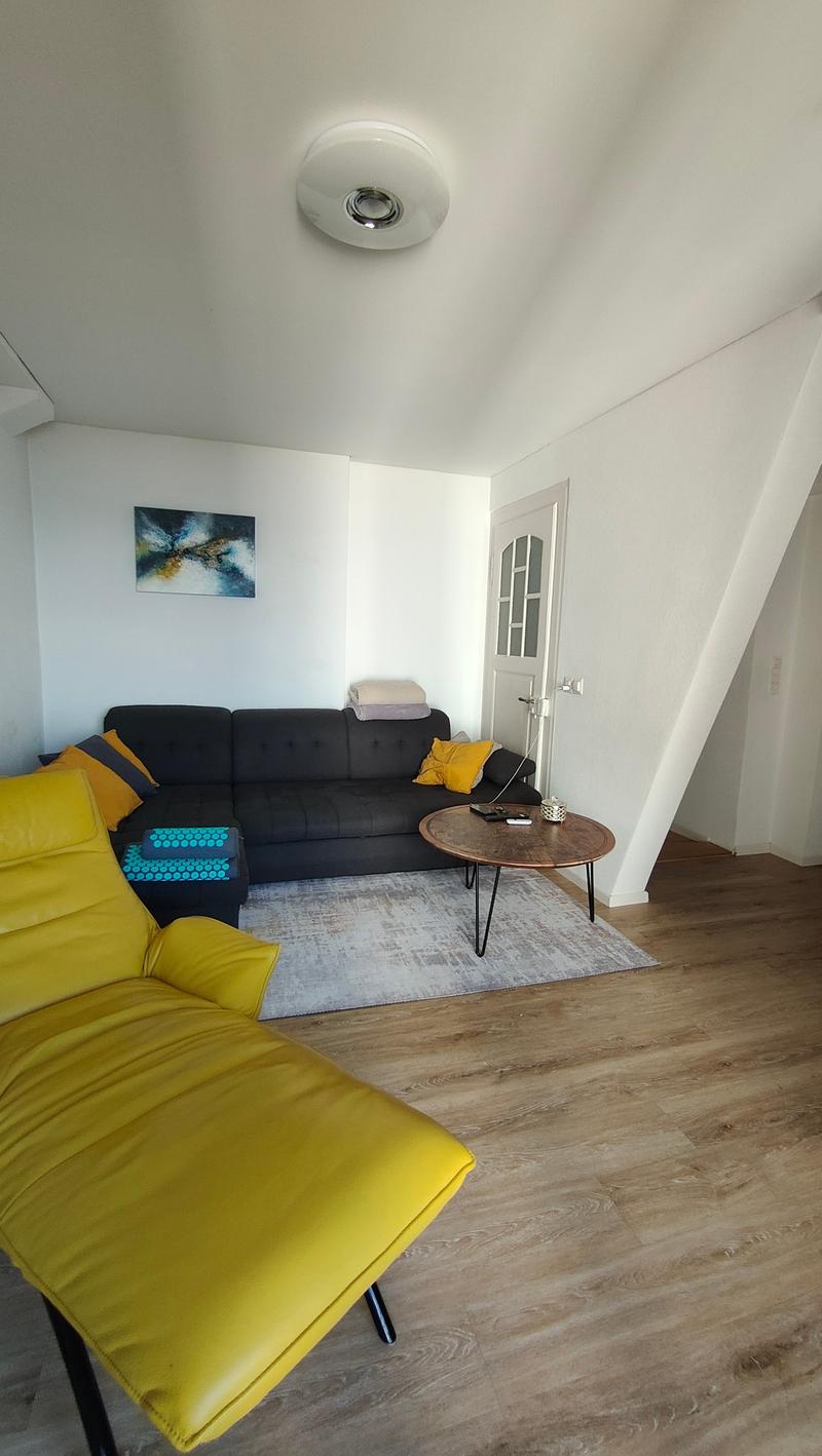 Charmante 4-Zimmer-Altbauwohnung  mit Seesicht (10)