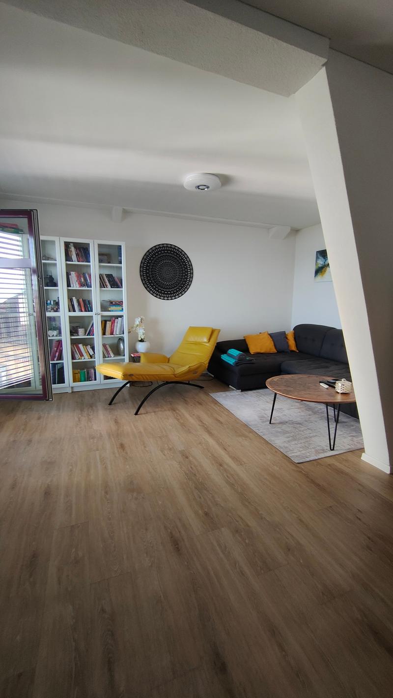 Charmante 4-Zimmer-Altbauwohnung  mit Seesicht (12)