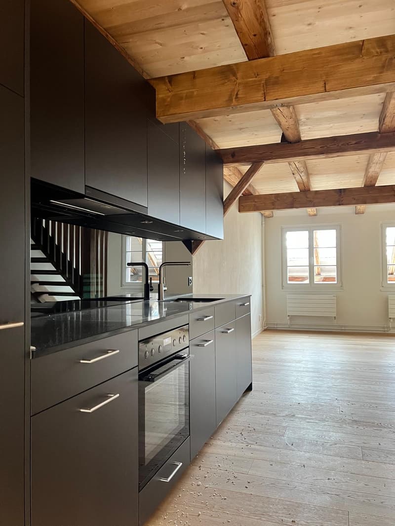 Stilvolle 2.5-Zimmer-Maisonette-Wohnung mit Gartensitzplatz (6)