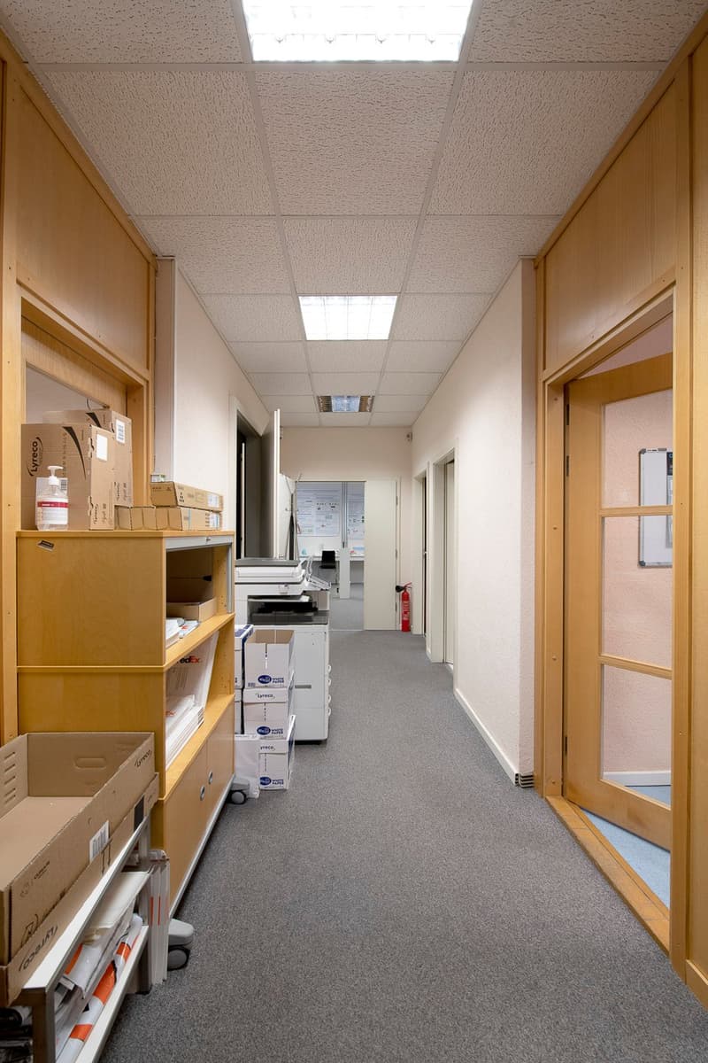 Magnifique locaux d'env. 290m2 au 2ème étage du CTN 16 (12)