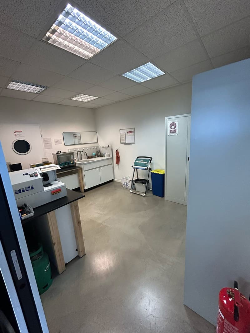 234m2 d'atelier au 1er étage du CTN 18 à Plan-les-Ouates. Entièrement rénové (5)
