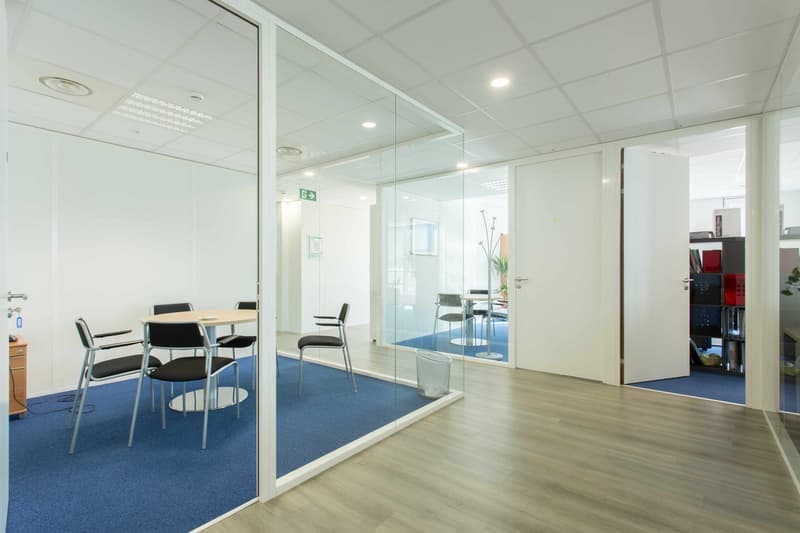 Bureaux / Labo de 560 m² à Plan-les-Ouates (5)