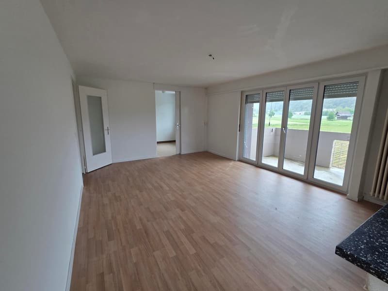 Charmante 4.5-Zimmer-Wohnung in Rohrbach – modern renoviert und sofort verfügbar (2)