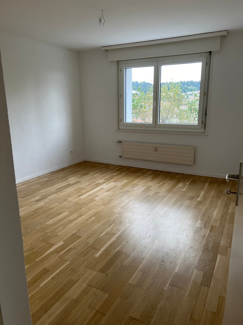Charmante 3.5-Zimmer-Wohnung mit Garage in Porrentruy (4)