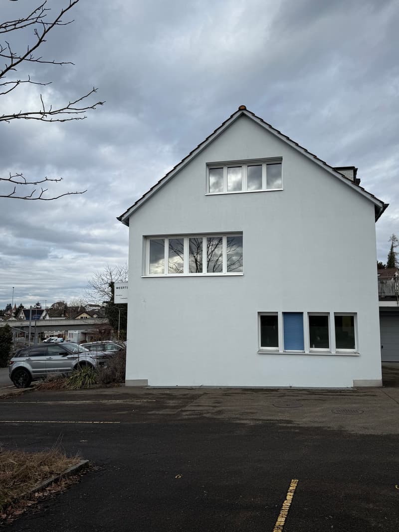 Möbliertes Zimmer zu vermieten mit Parkplatz (7)
