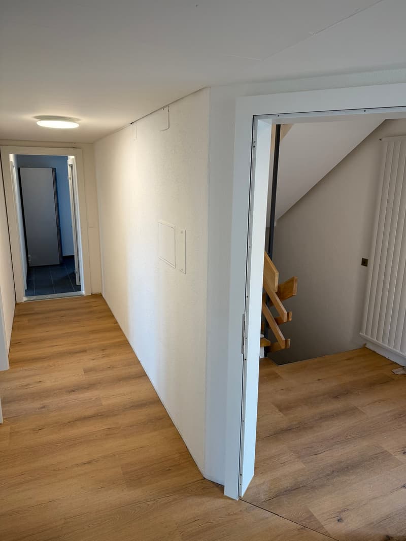 Möbliertes Zimmer zu vermieten mit Parkplatz (4)