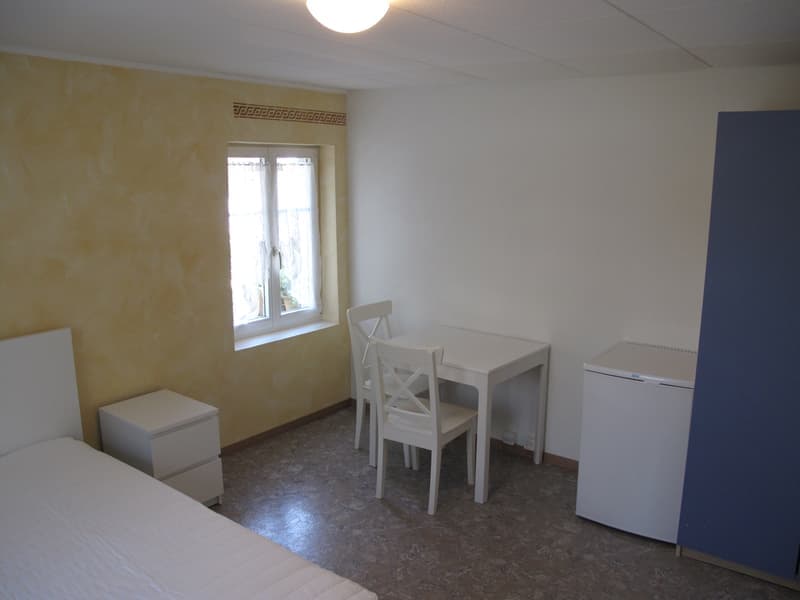 Zwei möblierte Einzelzimmer zu vermieten - keine Wohnung (3)
