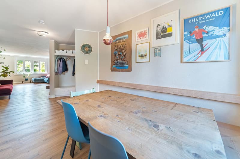Ein Zuhause zum Verlieben –Stilvolle 4.5-Zimmer-Gartenwohnung in Dürnten (2)