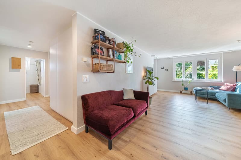 Ein Zuhause zum Verlieben –Stilvolle 4.5-Zimmer-Gartenwohnung in Dürnten (5)