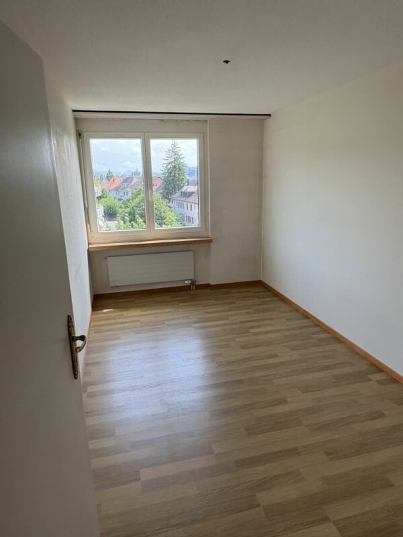 Grosszügige 3 1/2-Zimmerwohnung inkl. Autoeinstellplatz zu verkaufen! (7)