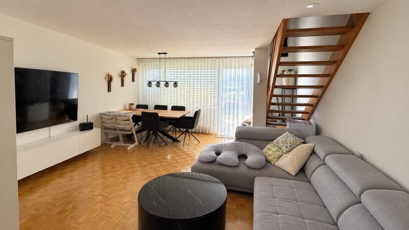 Hoehenstrasse_Wohnzimmer.png