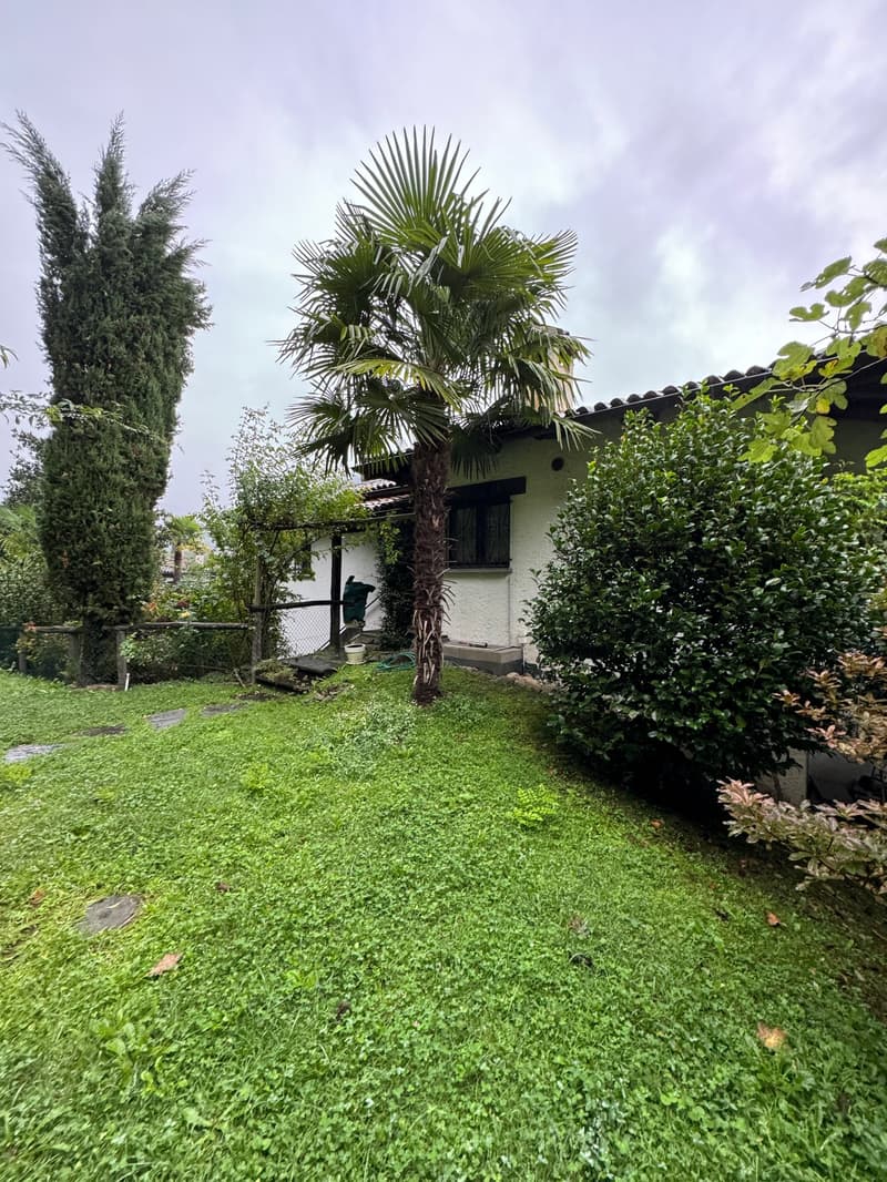 Bellissima villetta in zona tranquilla con vista lago (7)