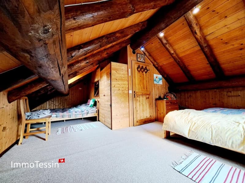 Alpiner Traum Luxuriös renoviertes Berghaus mit Panoramablick und modernem Komfort nahe Lukmanierpass 5