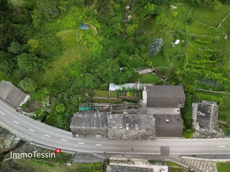 Ihr Traumhaus am Verzascasee Einzigartige Immobilie mit Riesigem Potenzial 120