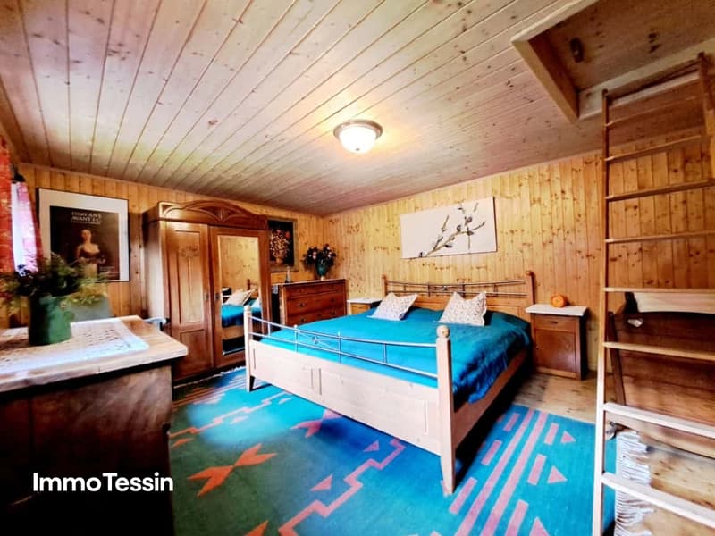 Rustico Rarität mitten in den Bergen in einem typischen Weiler 4