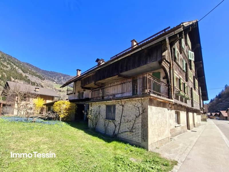 Typisches Haus im Leventina Stil in Ambrì-Piotta nahe Eisbahn mit Garten 18
