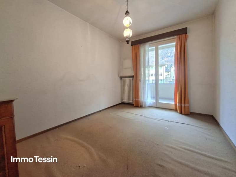 Ganze Etage mit großer Wohnung und unabhängiger Einliegerwohnung nahe am Fluss 10