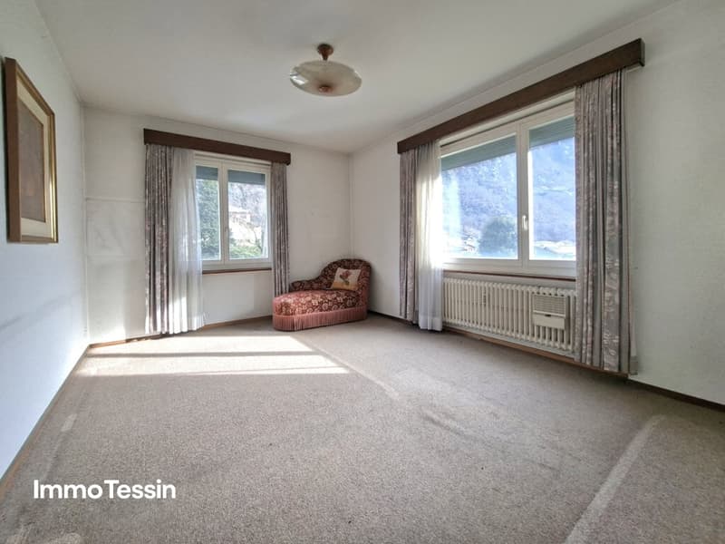 Ganze Etage mit großer Wohnung und unabhängiger Einliegerwohnung nahe am Fluss 9