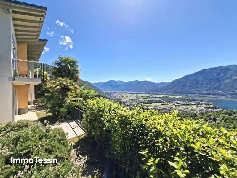 Eine Oase über dem Lago Maggiore Exklusive Villa mit Pool und spektakulärer Fernsicht 7