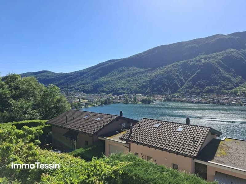 Elegantes und sehr gepflegtes Einfamilienhaus mit traumhafter 180Grad Seesicht, optimaler Raumaufteilung, Garten und mehreren Parkmöglichkeiten 3