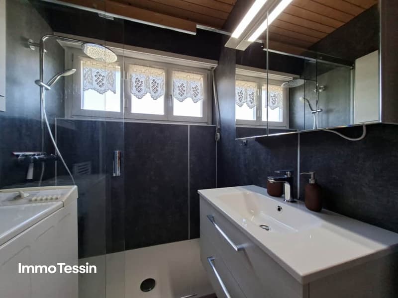 Sympathische 2.5 Zimmerwohnung an sonniger und ruhiger Lage ideal als Ferienwohnung oder Festwohnsitz 13