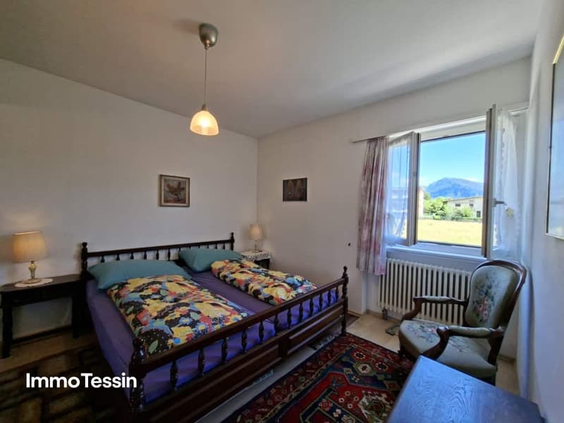 Sympathische 2.5 Zimmerwohnung an sonniger und ruhiger Lage ideal als Ferienwohnung oder Festwohnsitz 12