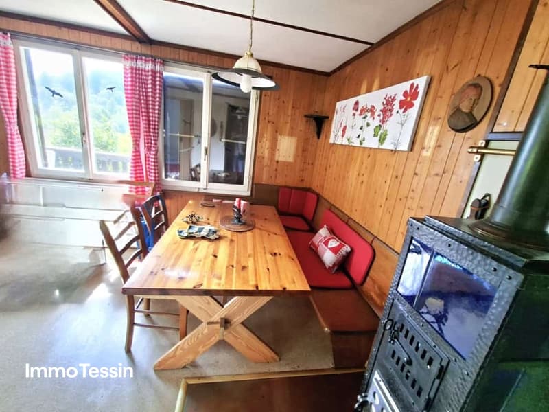 Traumhaftes 3.5 Zimmer Einfamilienhaus mit Bauland an idyllischer Lage07