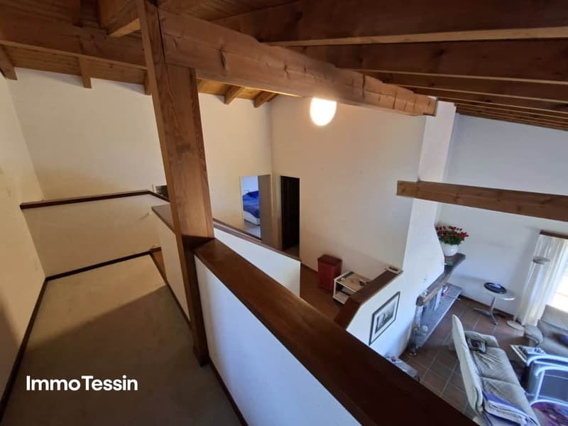 Dominante Lage mit 2-Familienhaus an Traumlage08
