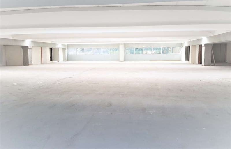 Moderno edificio per uffici/produzione/industriale (2)
