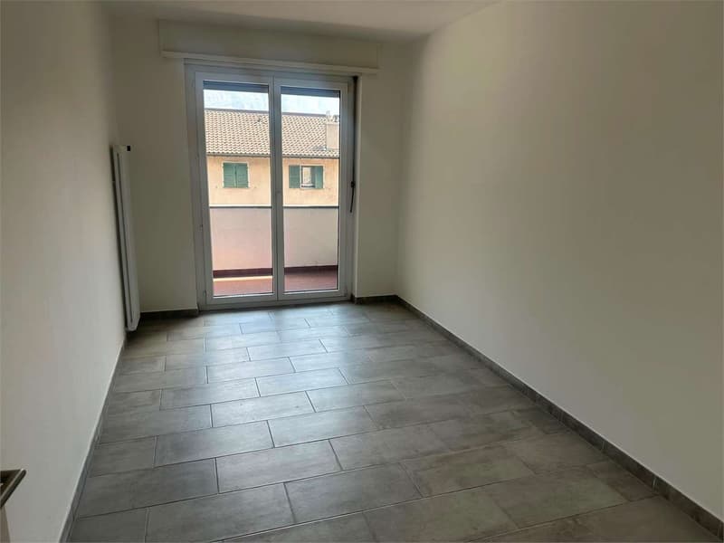 Ampio e luminoso appartamento di 4.5 locali a Bodio (5)