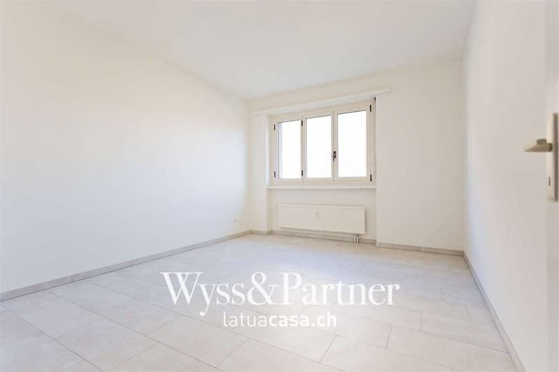 Losone Spazioso 3.5 locali con balcone e spese incluse (2)