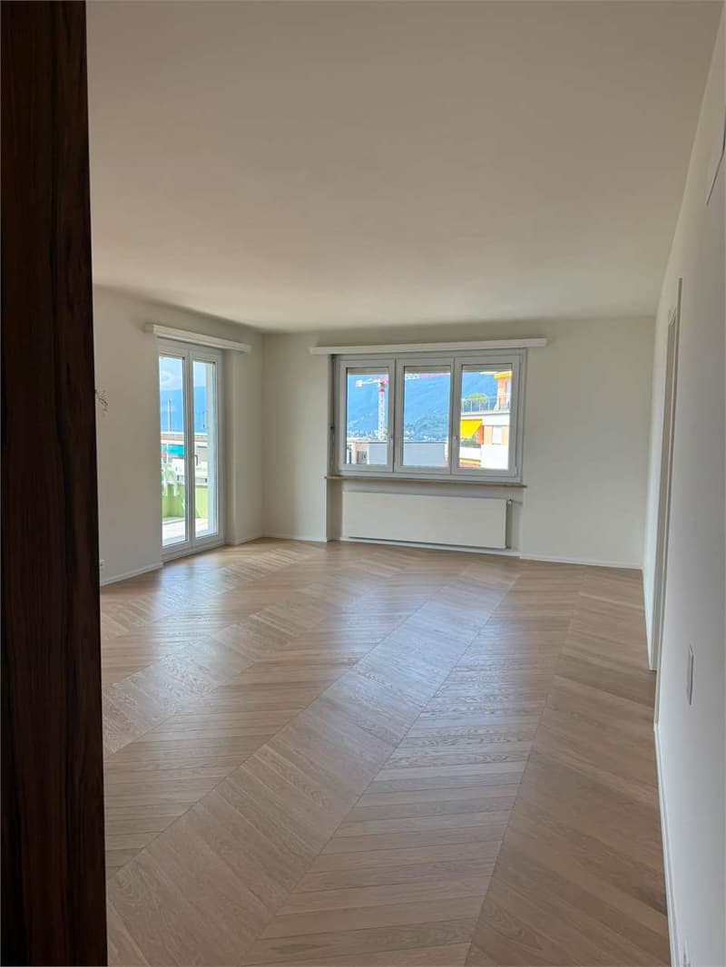 **Elegante Wohnung mit 180-Seeblick in Minusio - Zweitwohnsitz** (10)