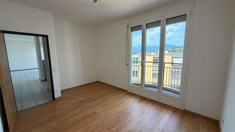 2.5 locali in affitto a Lugano Via Moncucchetto 21 (5)
