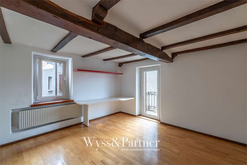Brè sopra Lugano -Ampio duplex di 4.5 locali con giardino (6)