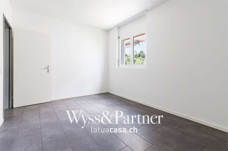 Ascona - Luminoso 3,5 locali con ampio balcone e posteggio incluso (7)