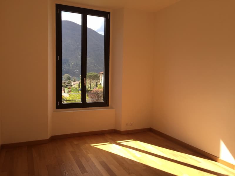 MELANO – MERAVIGLIOSO APPARTAMENTO DUPLEX 4.5 LOCALI (6)